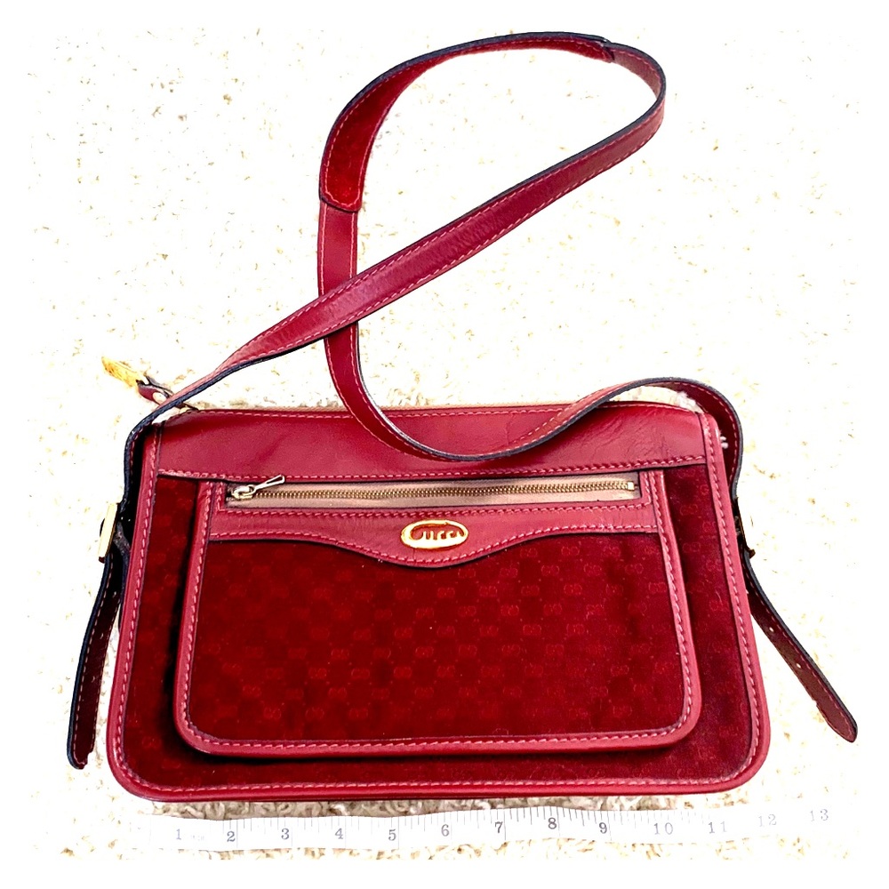 Maroon Vintage Gucci Adjustable Cross Body Handbag